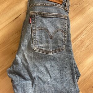 Levi's women’s Wedgie straight Classic Denim Jeans